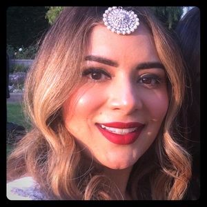 Meet your Posher, Annie